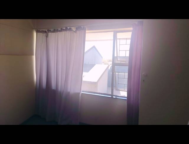 3 BEDROOM TOWNHOUSE FOR SALE IN SASOLBURG CENTRAL